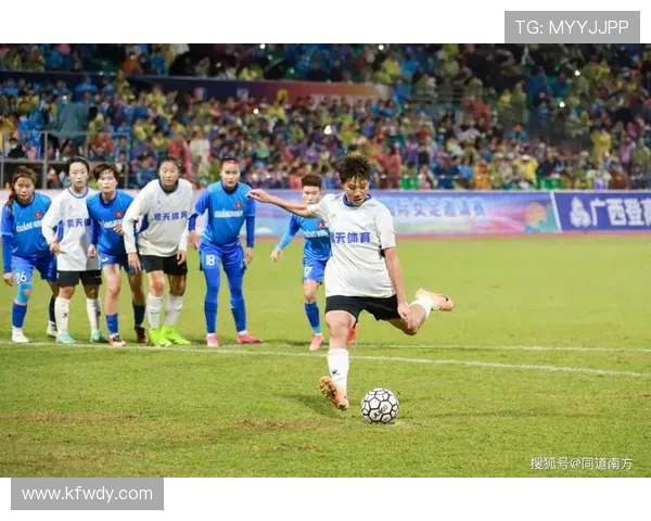 中国足球联赛迎来新变革 强力外援加盟助力球队冲击冠军 中国足球联赛迎来新变革 强力外援加盟助力球队冲击冠军