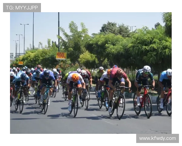 全新赛季MotoGP焦点综述揭示车队动态与赛道精彩瞬间速览集 全新赛季MotoGP焦点综述揭示车队动态与赛道精彩瞬间速览集