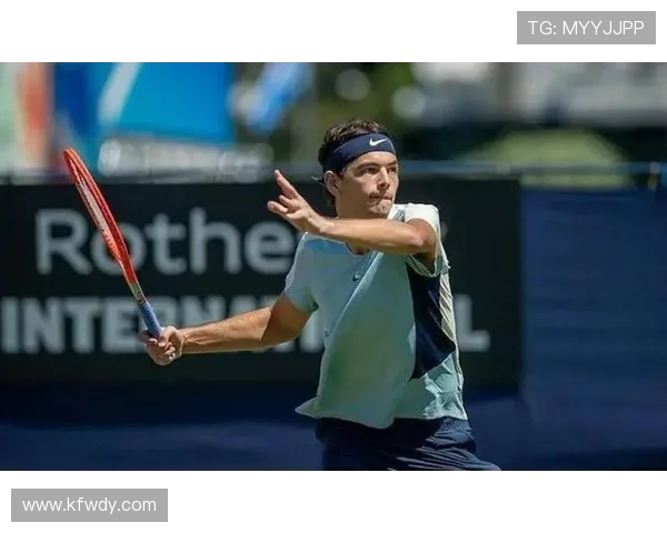 新生代球星在本赛季网球巡回赛中掀起强势反攻风暴震动世界舞台上 新生代球星在本赛季网球巡回赛中掀起强势反攻风暴震动世界舞台上